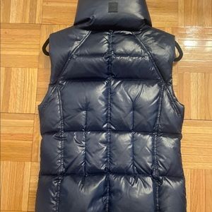 MEDIUM NAVY BLUE SAM VEST. PERFECT CONDITION!